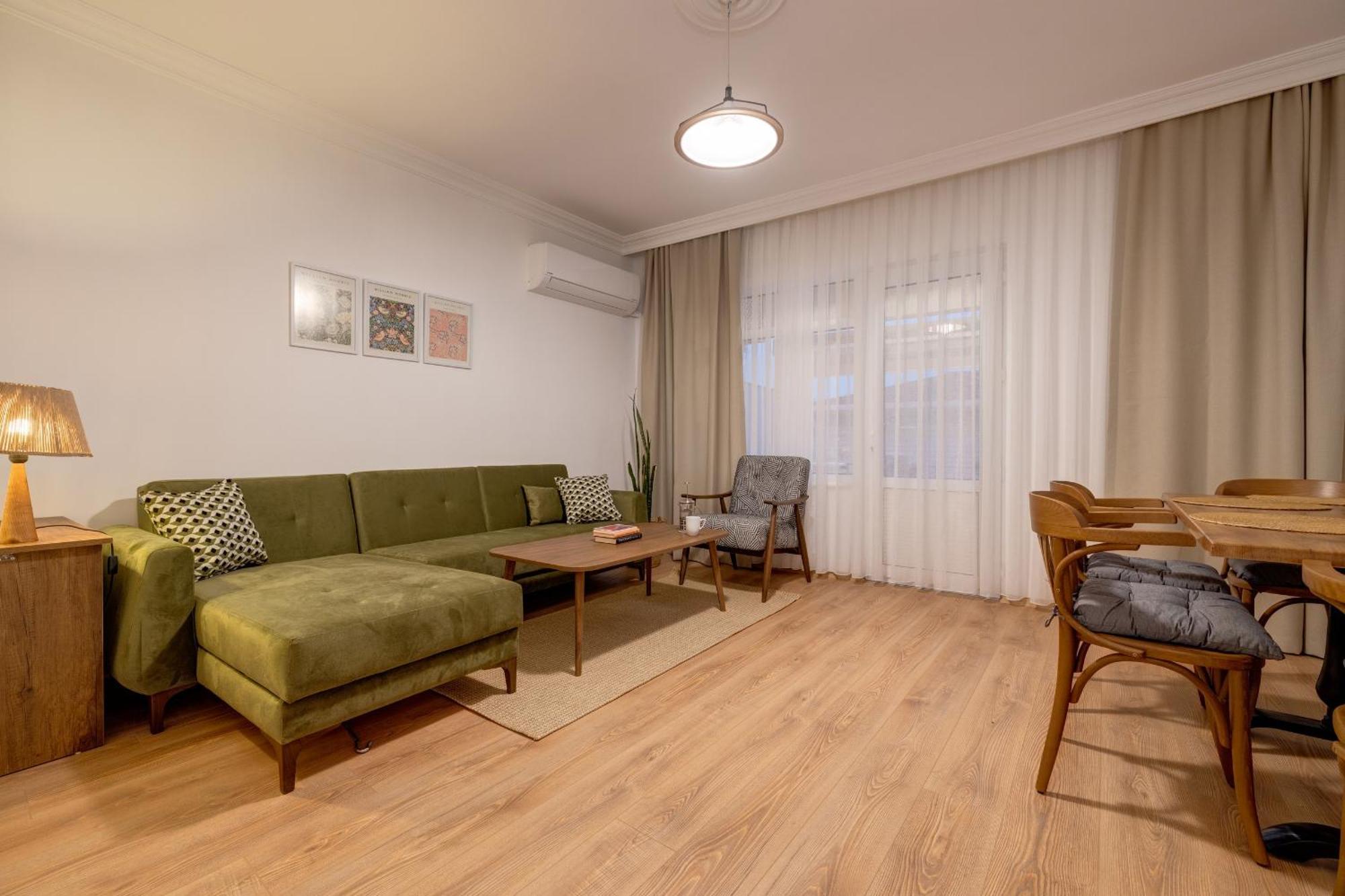 Gurel Garden House Motel Küçükkuyu Ngoại thất bức ảnh