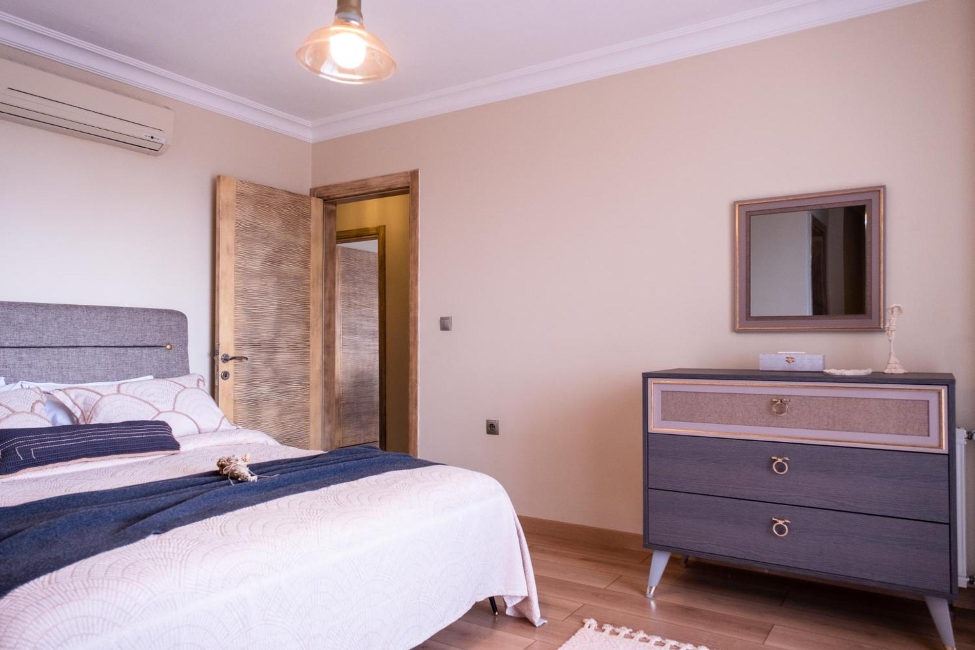 Gurel Garden House Motel Küçükkuyu Ngoại thất bức ảnh
